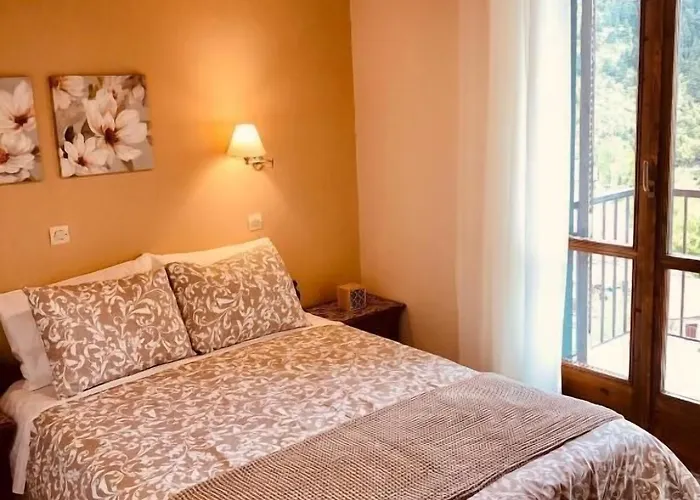 Helidona Guest house Mikro Chorio (Central Greece)