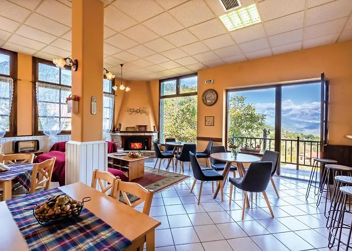 Helidona 3* Mikro Chorio (Central Greece)