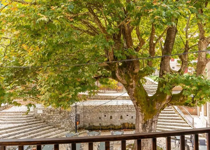 Helidona Mikro Chorio (Central Greece)